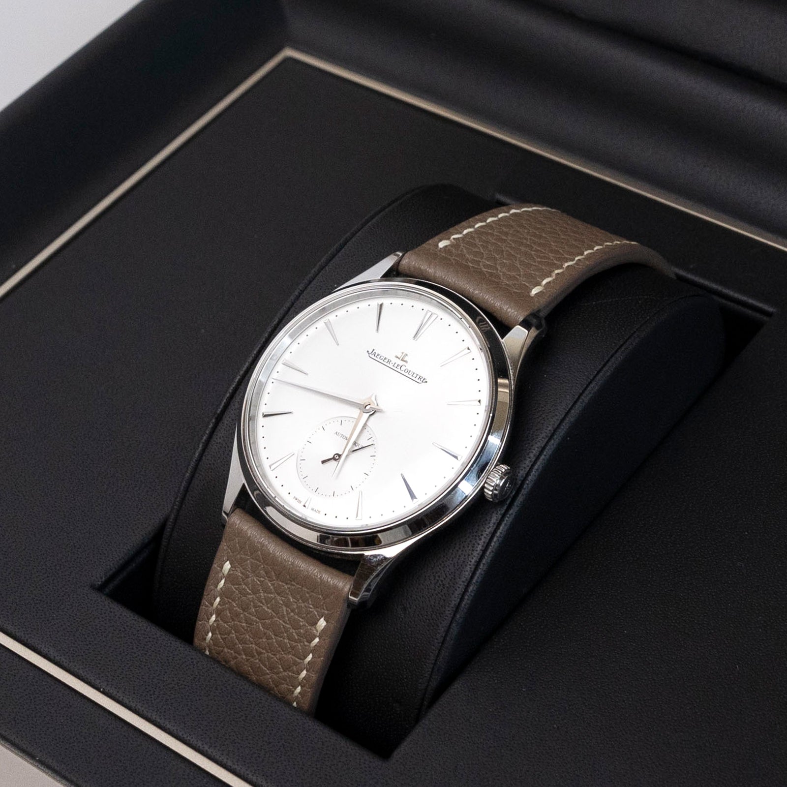 JAEGER-LECOULTRE MASTER ULTRA THIN Q1218420