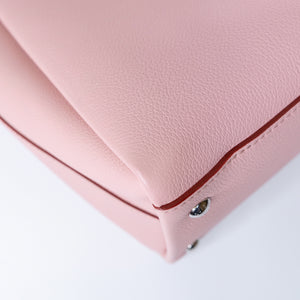 LOUIS VUITTON LOCKME PINK LEATHER SHOULDER BAG