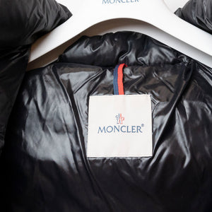 MONCLER BLACK BADY HOODED SHORT DOWN JACKET SIZE 2