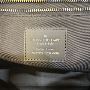 LOUIS VUITTON MESSENGER PM VOYAGER M40511