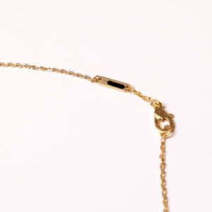 VAN CLEEF & ARPELS SWEET ALHAMBRA PENDANT WHITE MOTHER OF PEARL YELLOW GOLD