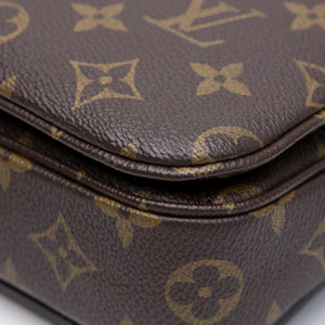 LOUIS VUITTON POCHETTE METIS MONOGRAM CANVAS GHW (MICROCHIP)
