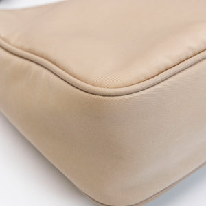 PRADA RE-EDITION 2005 SHOULDER BAG RE-NYLON BEIGE SHW