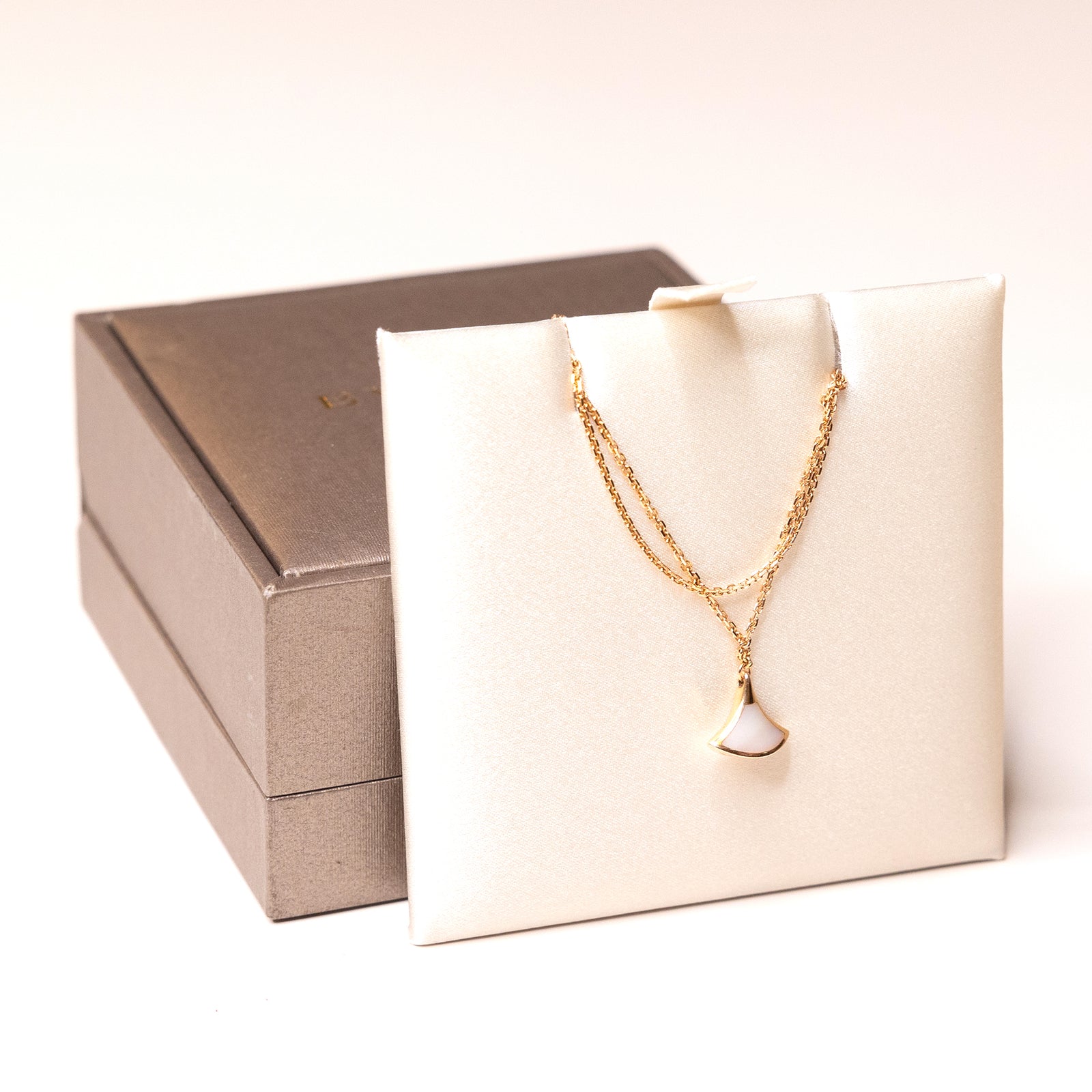 BVLGARI DIVAS' DREAM BRACELACE