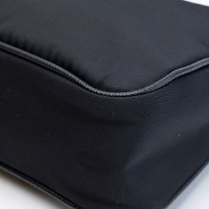 PRADA RE-EDITION 2005 SHOULDER BAG RE-NYLON BLACK SHW