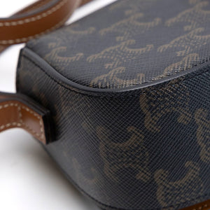 CELINE CLUTCH ON STRAP TABOU TRIOMPHE CANVAS / CALFSKIN TAN GHW