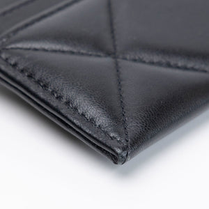 CHANEL 19 CARD HOLDER BLACK QUILTED LAMBSKIN GHW