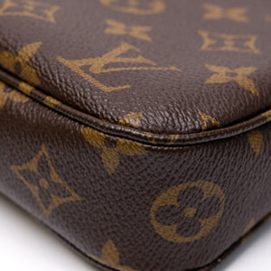 LOUIS VUITTON POCHETTE ACCESSOIRES BROWN/MULTICOLOUR  MONOGRAM CANVAS GHW (MICROCHIP)