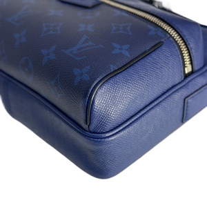 LOUIS VUITTON OUTDOOR MESSENGER M30873
