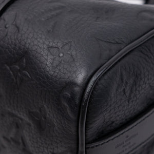 LOUIS VUITTON KEEPALL BANDOULIERE 25 MONOGRAM BLACK TAURILLON LEATHER BLACK HARDWARE