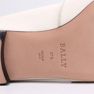 BALLY JANELLE BB WHITE  LEATHER FLATS SIZE 37.5