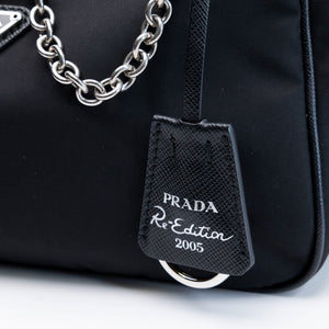 PRADA RE-EDITION 2005 SHOULDER BAG RE-NYLON BLACK SHW