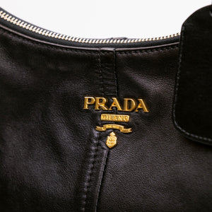 PRADA BLACK VITELLO DAINO LEATHER ZIP TOP HOBO BAG GHW