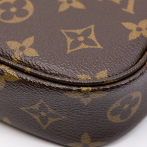 LOUIS VUITTON IVY WALLET ON CHAIN MONOGRAM CANVAS GHW