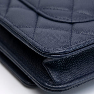 CHANEL CLASSIC WALLET ON CHAIN CAVIAR NAVY GHW (MICROCHIP)