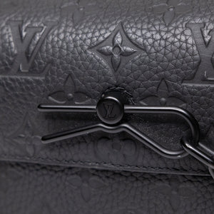 LOUIS VUITTON STEAMER WEARABLE WALLET BLACK BHW