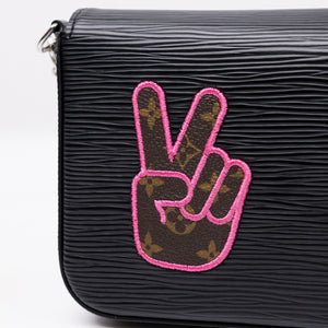 LOUIS VUITTON FELICIE POCHETTE BLACK EPI LEATHER SHW