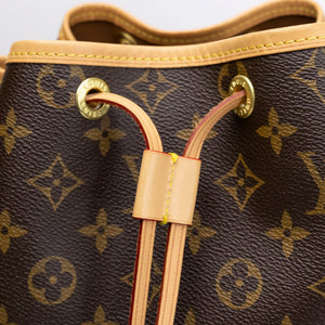 LOUIS VUITTON PETIT NOE BUCKET BAG MONOGRAM GHW (MICROCHIP)
