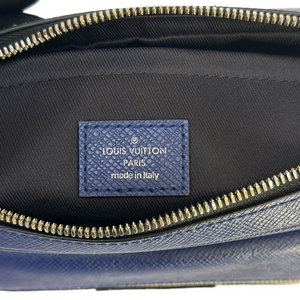 LOUIS VUITTON OUTDOOR MESSENGER M30873
