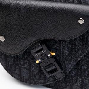 CHRISTIAN DIOR SADDLE SMALL MESSENGER BAG BLACK OBLIQUE JACQUARD / GRAINED CALFSKIN MULTICOLOUR HARDWARE