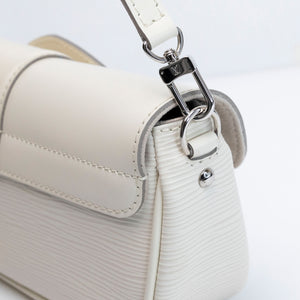 LOUIS VUITTON MONTAIGNE POCHETTE EPI LEATHER IVORY SHW