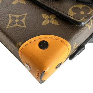 LOUIS VUITTON STEAMER WEARABLE WALLET
