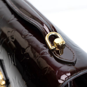LOUIS VUITTON MIRADA BAG MONOGRAM VERNIS AMARANTE GHW
