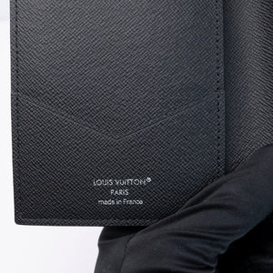 LOUIS VUITTON PASSPORT COVER MONOGRAM ECLIPSE