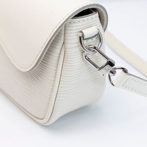 LOUIS VUITTON MONTAIGNE POCHETTE EPI LEATHER IVORY SHW