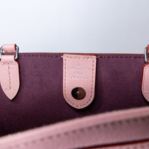 LOUIS VUITTON LOCKME PINK LEATHER SHOULDER BAG