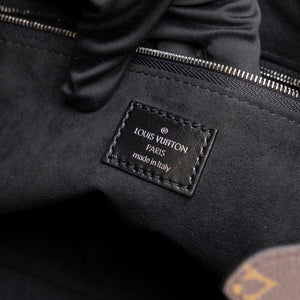 LOUIS VUITTON CARRYALL CARGO VIBE PM BLACK LAMBSKIN LEATHER SHW
