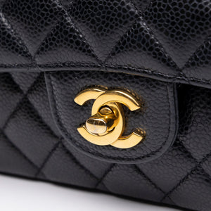 CHANEL MEDIUM CLASSIC DOUBLE FLAP BAG BLACK CAVIAR LEATHER GHW (MICROCHIP)