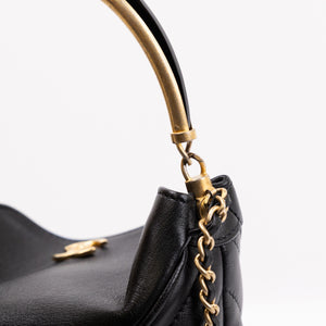 CHANEL QUILTED CHEVRON HANDLE WITH CHIC BUCKET BAG BLACK LAMBSKIN LEATHER GHW