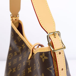LOUIS VUITTON CARRYALL PM MONOGRAM CANVAS GHW (MICROCHIP)