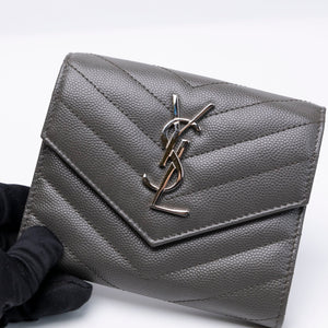 SAINT LAURENT CASSANDRE ENVELOPE COMPACT TRI-FOLD WALLET SHW