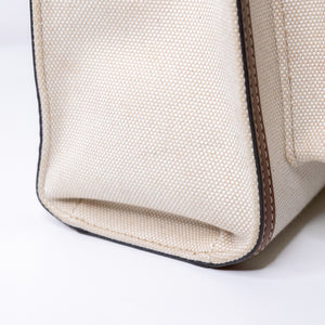 BURBERRY WORLD OF THE POCKET MEDIUM CANVAS WITH LEATHER GHW