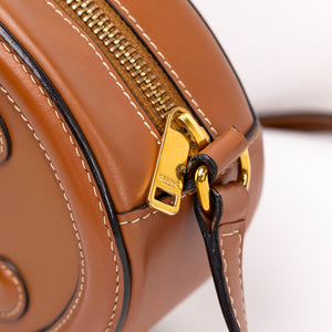 CELINE OVAL BAG TRIOMPHE SMOOTH CALFSKIN TAN GHW