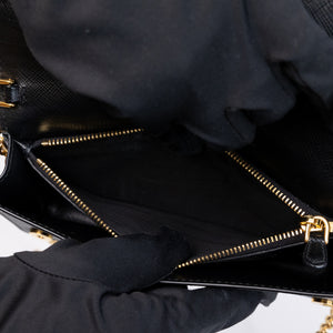 PRADA WALLET ON CHAIN SAFFIANO LEATHER BLACK GHW
