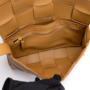 BOTTEGA VENETA TAN INTRECCIATO LEATHER CASSETTE CROSSBODY BAG GHW