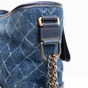 CHANEL GABRIELLE HOBO BAG DENIM / LEATHER MULTICOLOURED HARDWARE