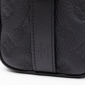 LOUIS VUITTON KEEPALL BANDOULIERE 25 MONOGRAM BLACK TAURILLON LEATHER BLACK HARDWARE