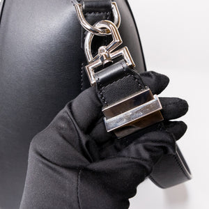 GIVENCHY ANTIGONA MEDIUM BAG BLACK SHW