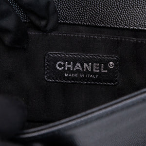 CHANEL SMALL CHEVRON LE BOY CALFSKIN BLACK SHW (MICROCHIP)