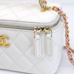 CHANEL TOP HANDLE LONG VANITY CASE WITH CHAIN WHITE LAMBSKIN GHW