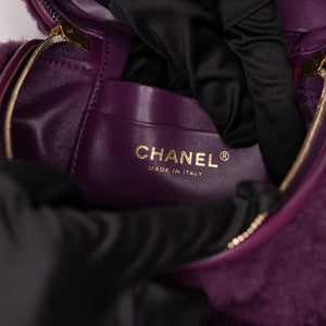 CHANEL TOP HANDLE SMALL VANITY CASE SHEARLING PURPLE GHW (MICROCHIP)