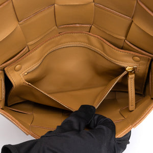 BOTTEGA VENETA TAN INTRECCIATO LEATHER CASSETTE CROSSBODY BAG GHW