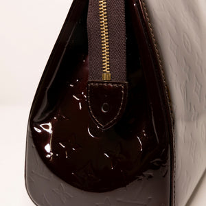 LOUIS VUITTON VERNIS BREA MM BAG MONOGRAM PATENT AMARANTE GHW