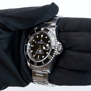 ROLEX SUBMARINER DATE 16610