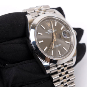 ROLEX DATEJUST 41 REF. 126300 SLATE DIAL SMOOTH BEZEL JUBILEE (2025)