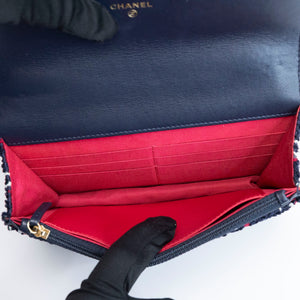 CHANEL SMALL 19 BAG TWEED BLACK / RED / WHITE MULTICOLOUR HARDWARE